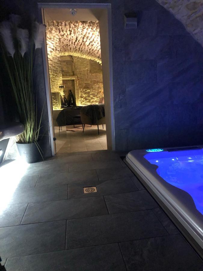 Jaccuzi & Spa Des Caves Stanislas Lägenhet Nancy Exteriör bild